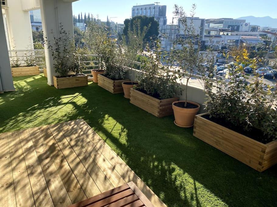 Spacious And Sunkissed 3Br & 2 Bathrooms Apartment Athen Eksteriør billede