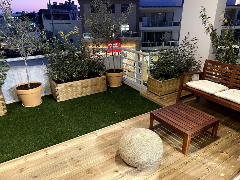 Spacious And Sunkissed 3Br & 2 Bathrooms Apartment Athen Eksteriør billede
