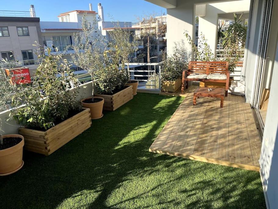 Spacious And Sunkissed 3Br & 2 Bathrooms Apartment Athen Eksteriør billede