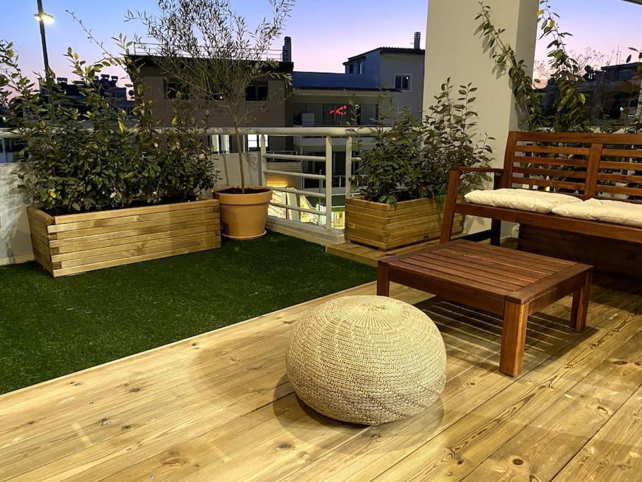 Spacious And Sunkissed 3Br & 2 Bathrooms Apartment Athen Eksteriør billede